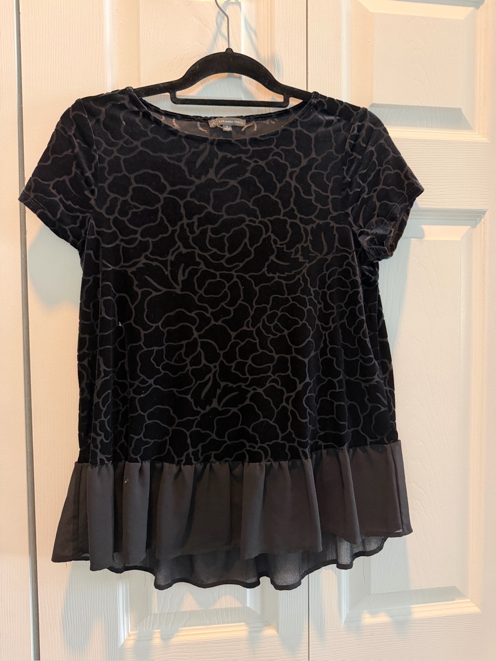 Adrianna Papell Black Floral Velvet Short-Sleeve Peplum Top